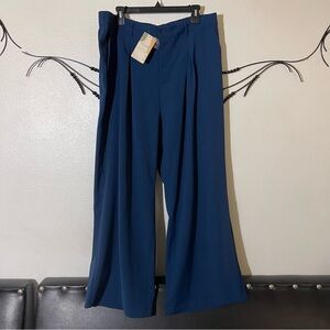 Chic Navy Wide Leg Pants